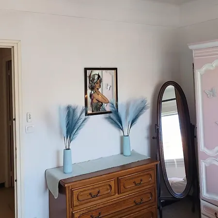 Charming 120 M House In