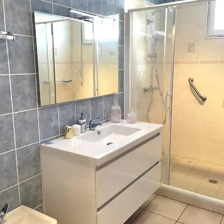 Charming 120 M House In