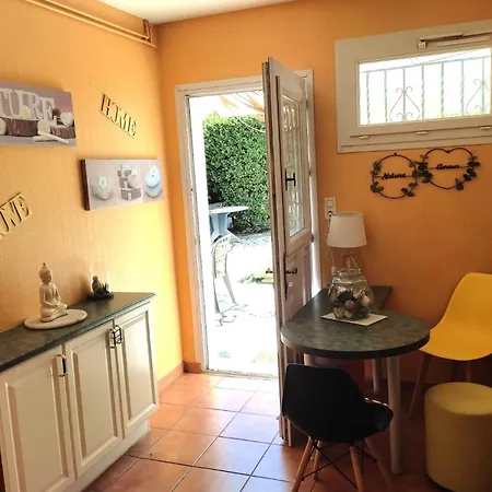 Дом отдыха Charming 120 M House In *